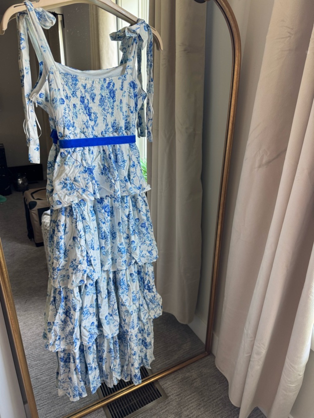 TCEC Blue and White Floral Tie-Strap Maxi Dress with Satin Ribbon - Picture 3 of 4